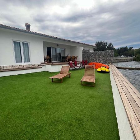 Villa Olga - Uniqe House With Private Beach アンカラン エクステリア 写真